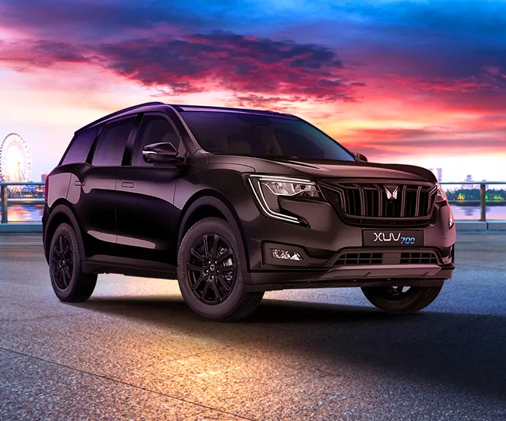 Mahindra XUV700 price in Chandigarh | Mahindra XUV700 on road