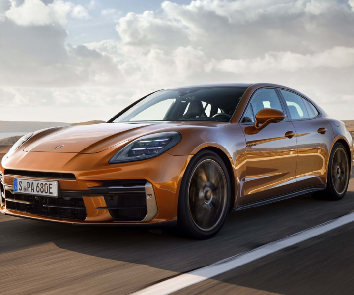 Porsche Panamera is available in 13 Colours in India | Times Drive