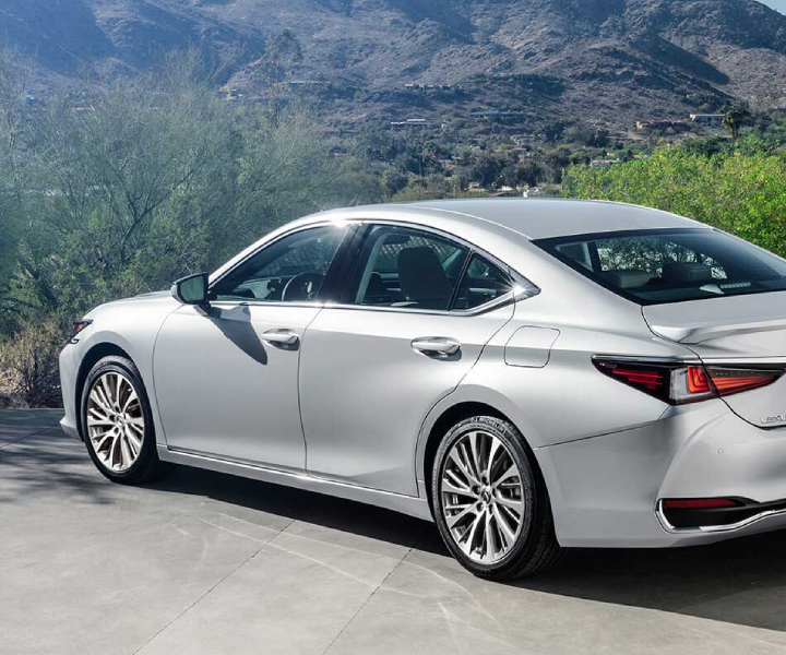 Lexus ES price in Chennai | Lexus ES on road Price 2025 | Times Drive