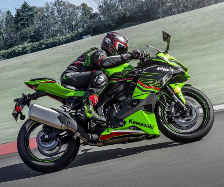 Kawasaki Ninja ZX-4R Price in Chandigarh | Kawasaki Ninja ZX