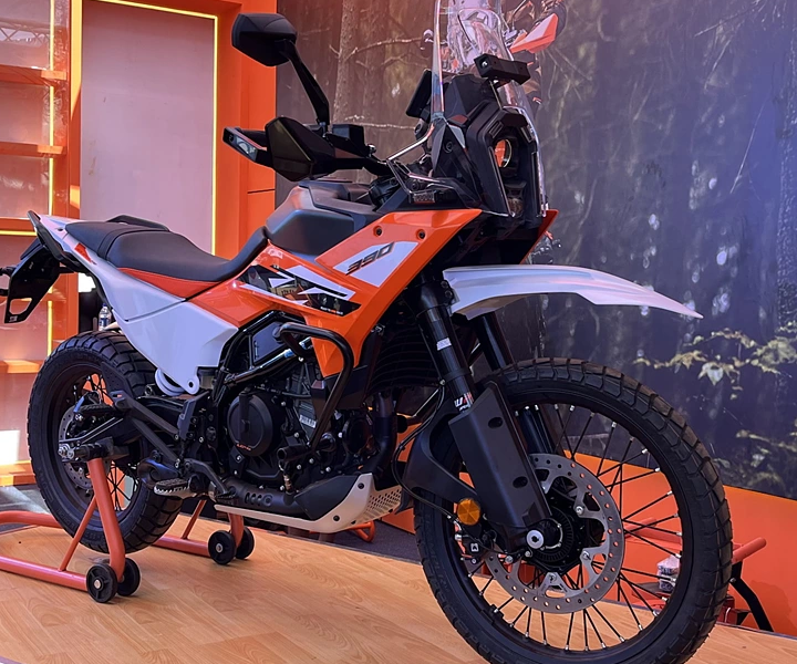 Duke 390 Adv On Road Price Adv 390 Price Ktm Adventure Duke