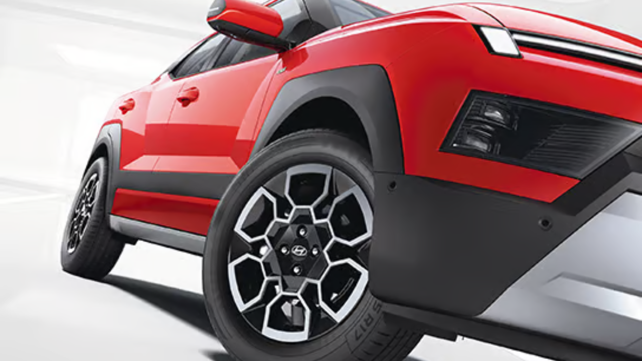 Bayon Diamond-cut Alloy Wheels