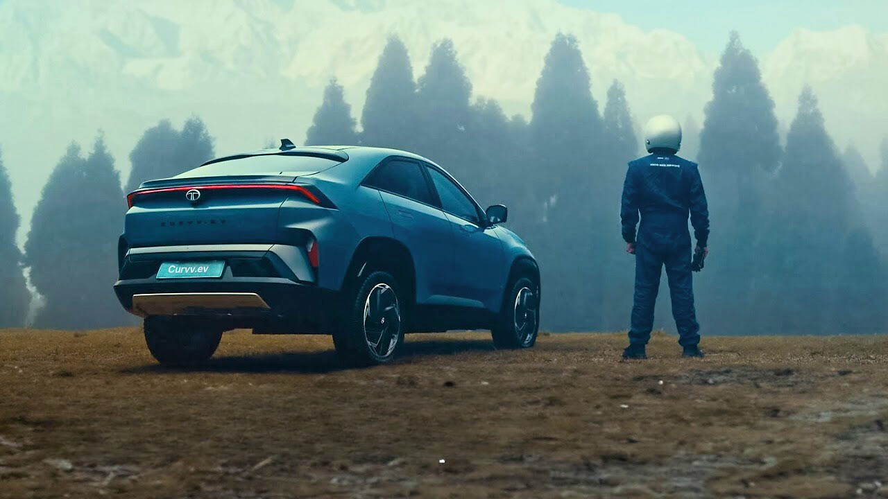 Upcoming Tata Curvv.ev Scales 11,930 ft Height In Himalayas | Watch ...