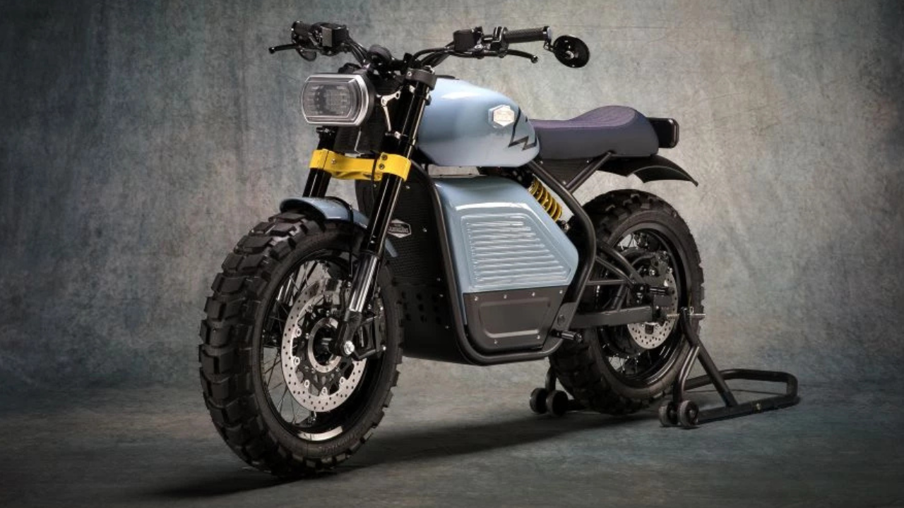 Renault Partners With Ateliers HeritageBike For Limited Edition Electric Heritage Spirit Scrambler X R4 | Times Drive