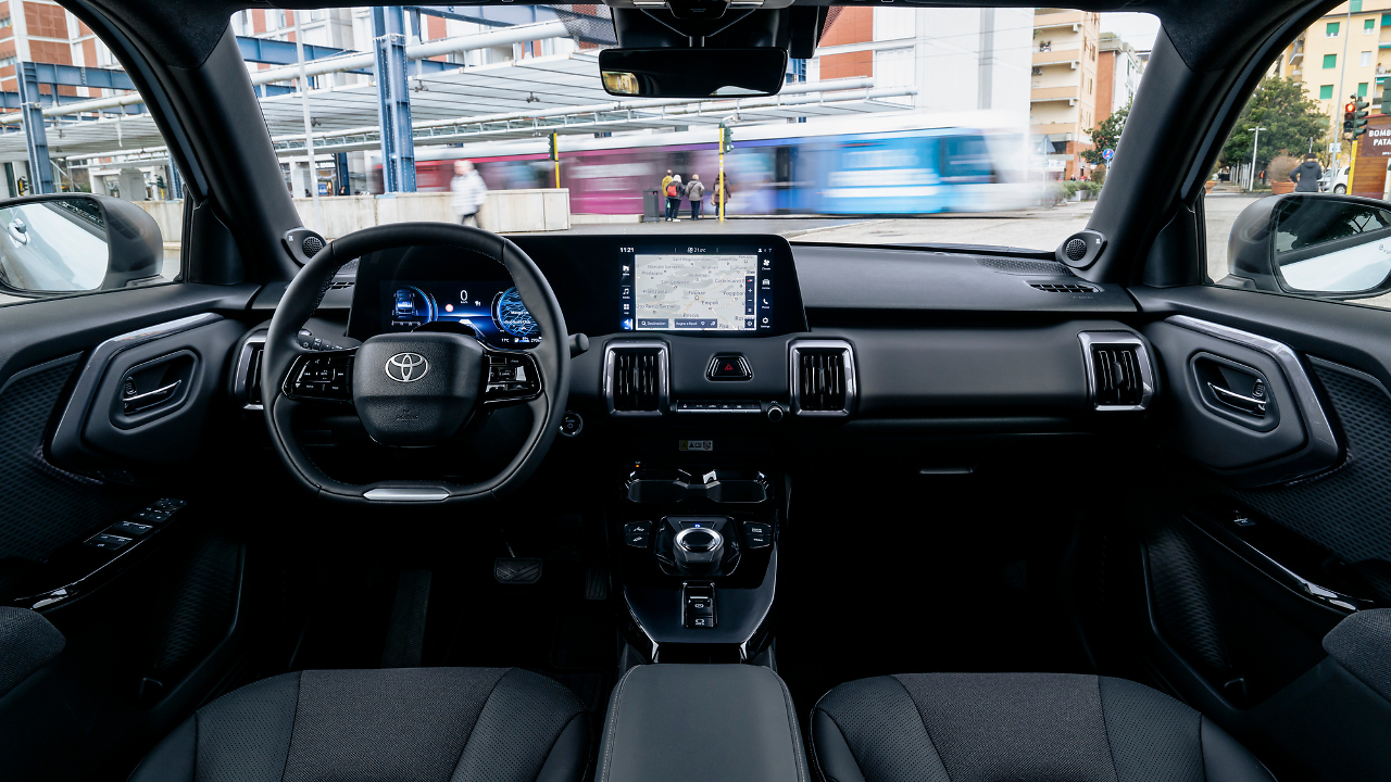 Toyota Urban Cruiser EV