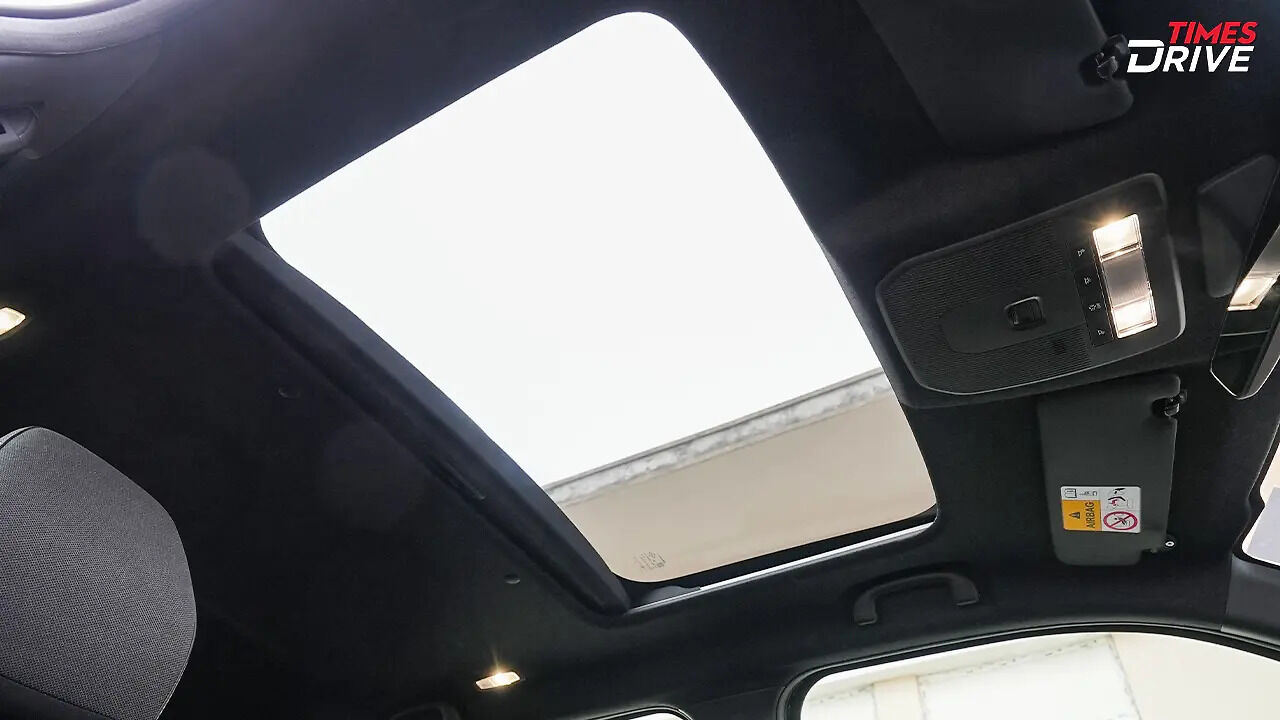 Maruti Suzuki e Vitara Sunroof