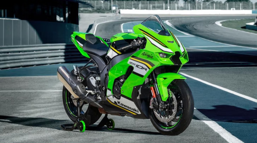 Kawasaki Z900 Price 2026, Specifications, Features & Reviews