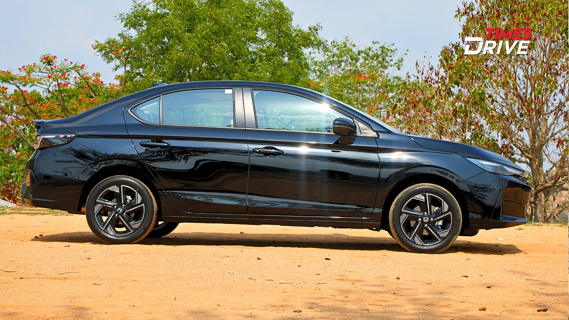 New Honda City e:HEV First Drive Review: The Return of 'Kitna Deti Hai ...