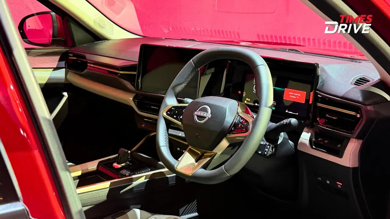 Nissan Tekton Interior