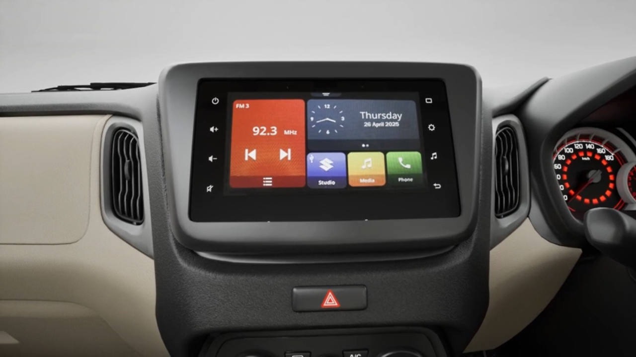 Maruti Wagon R SmartPlay Studio Infotainment System