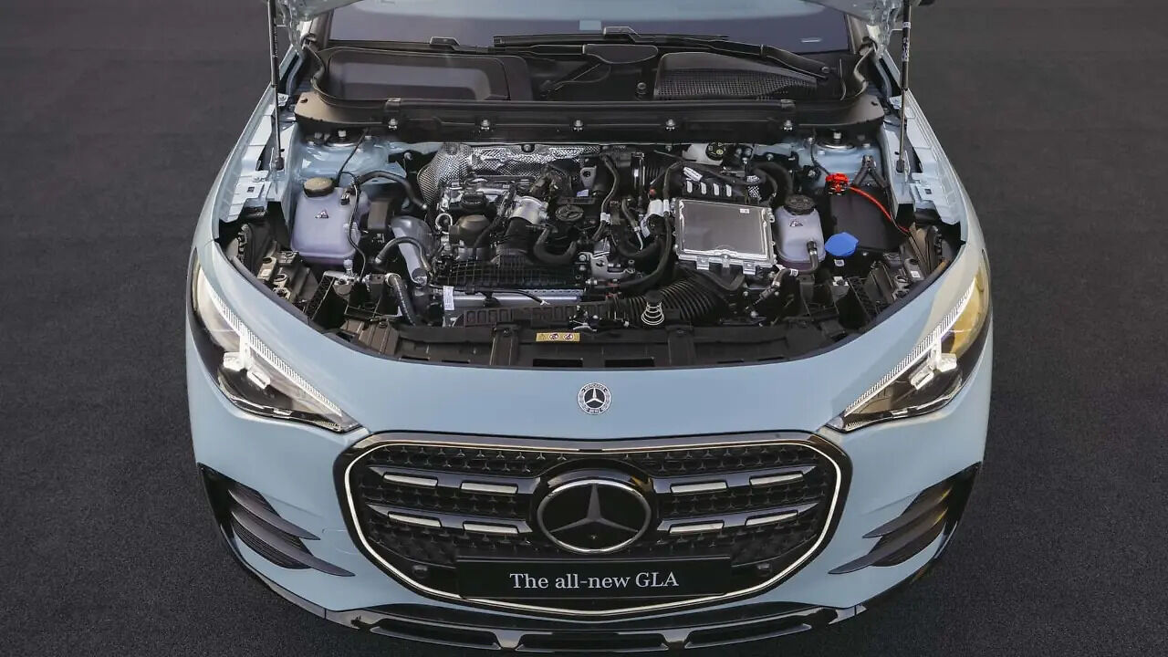 Mercedes-Benz GLA EV Powertrain