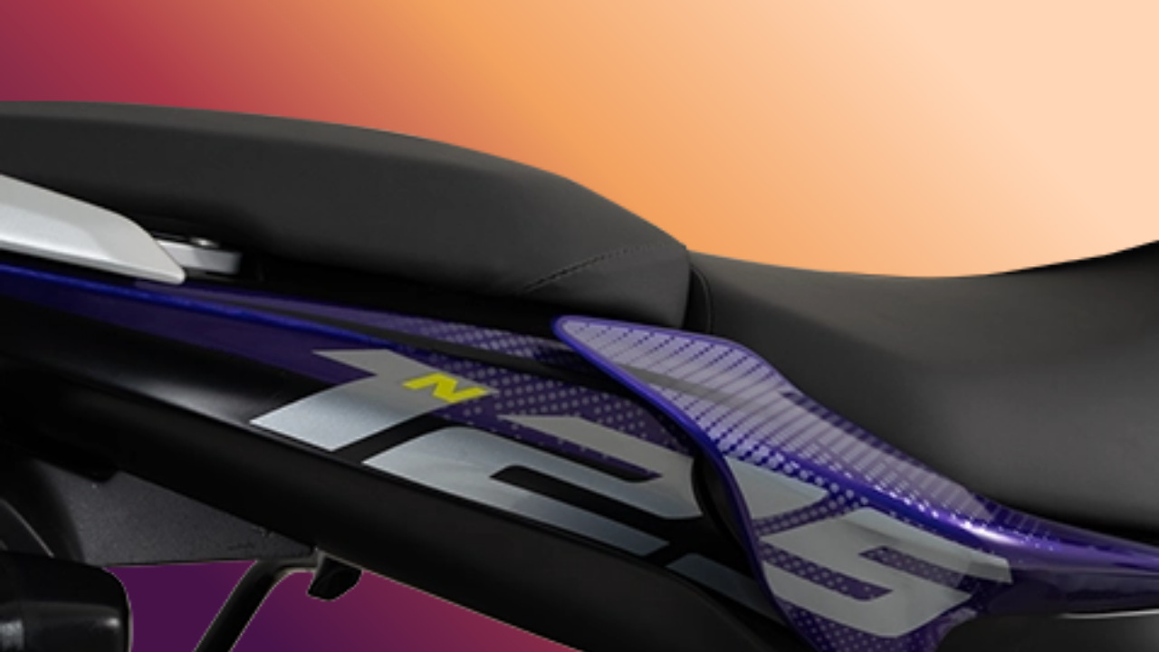 Pulsar N125 Seat