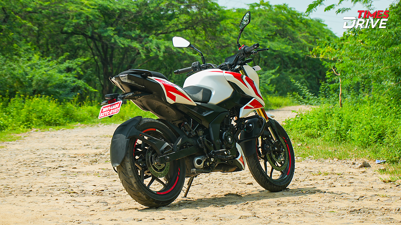 Bajaj Pulsar N160 SS First Ride Review