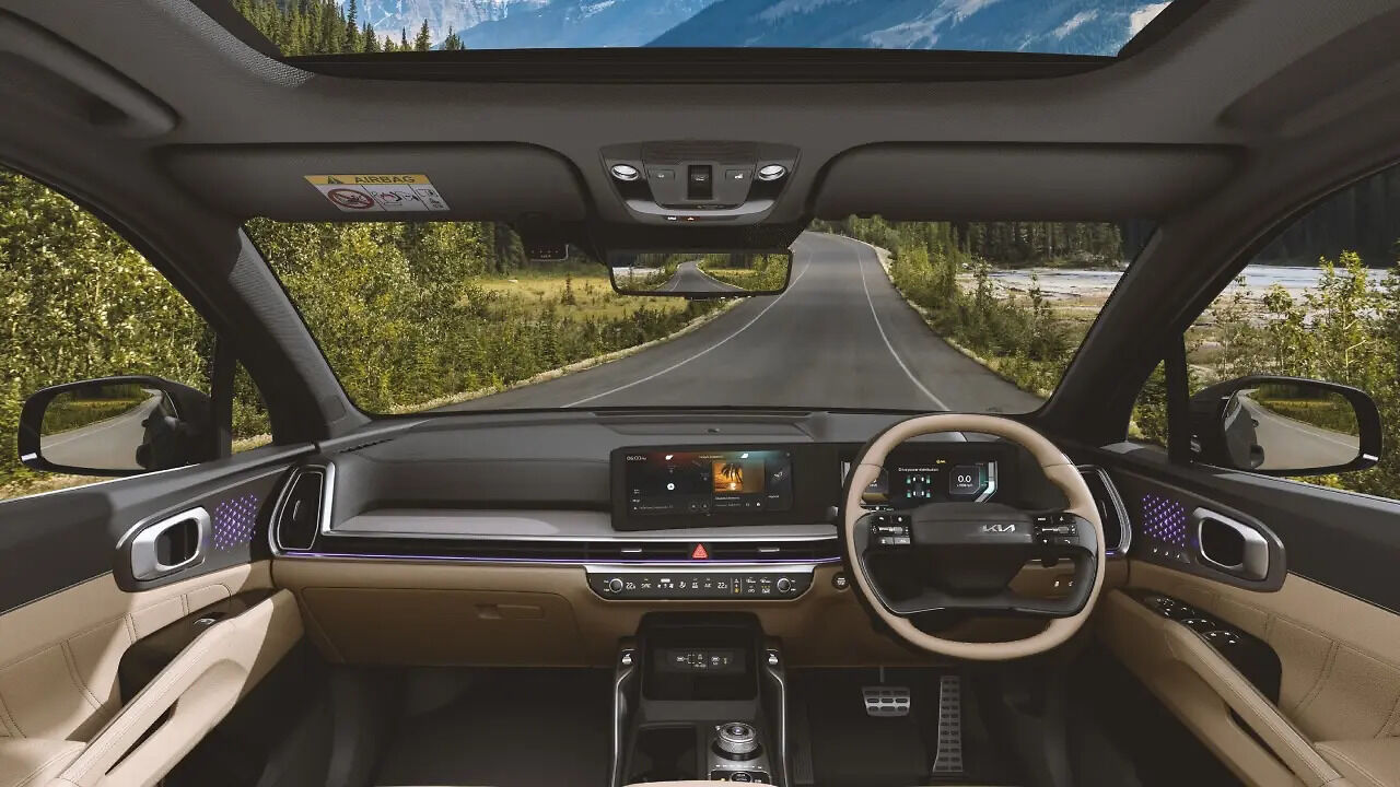 Kia Sorento Hybrid Revealed Ahead of Sept 4 India Launch Production Begins
