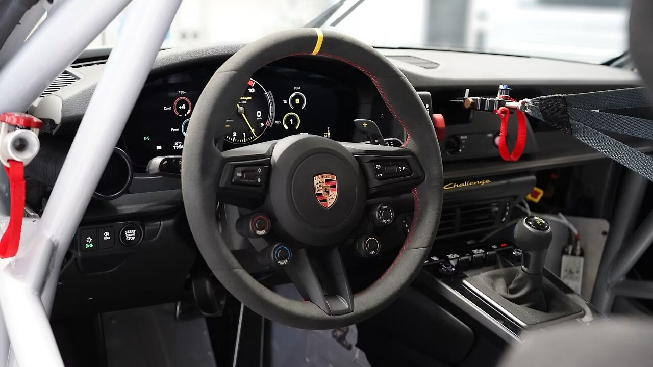Porsche 911 Challenge Interior