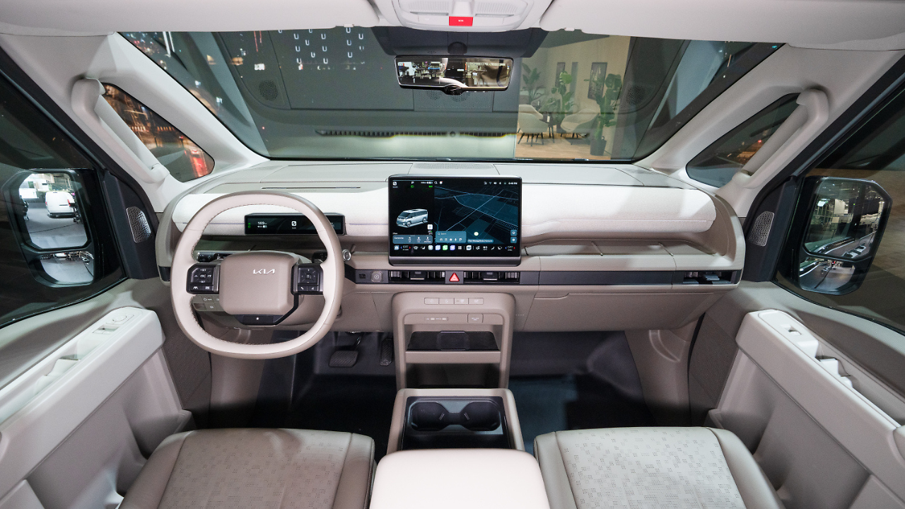 Kia PV7 Cabin