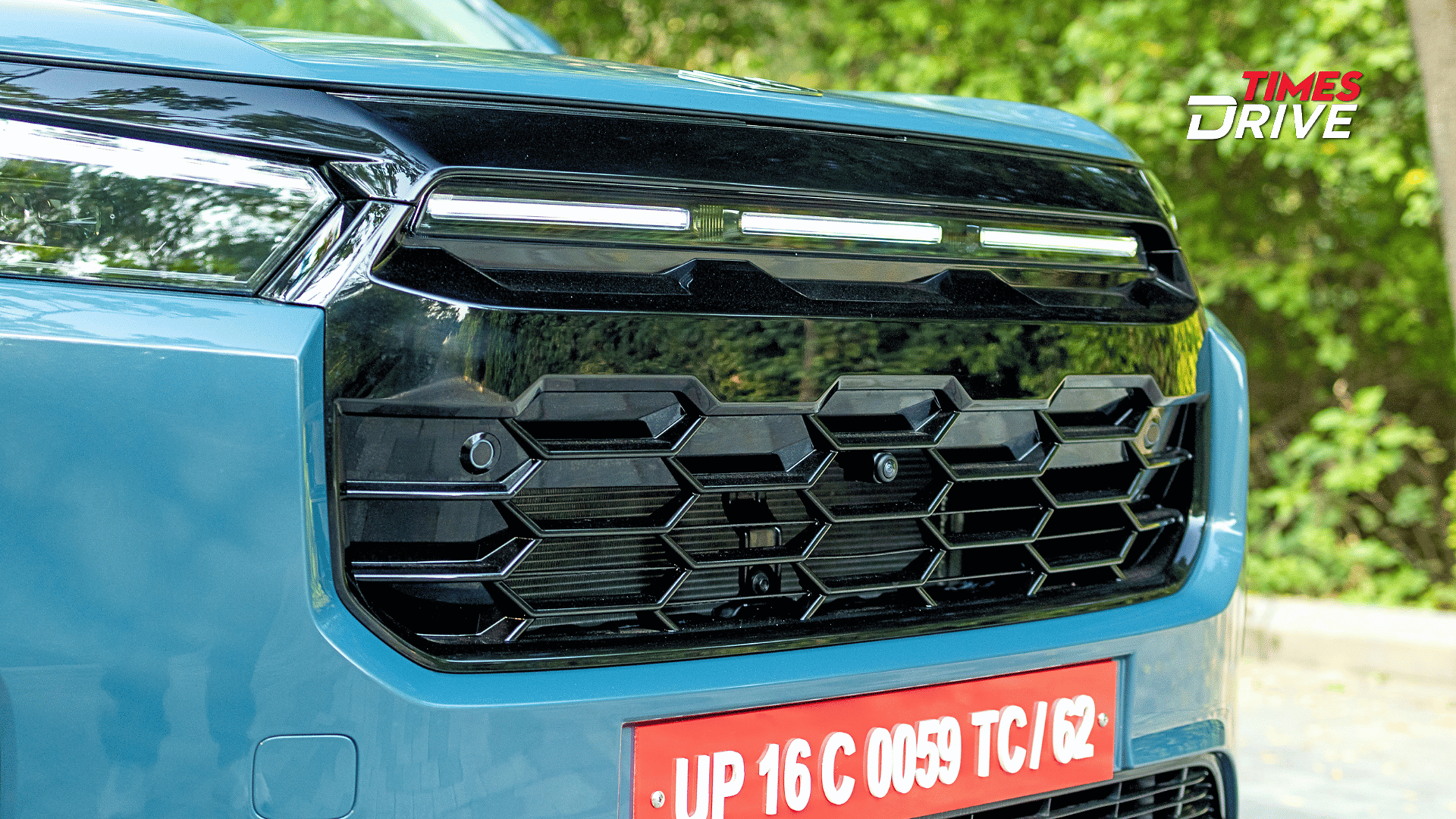New tri-LED light bar
