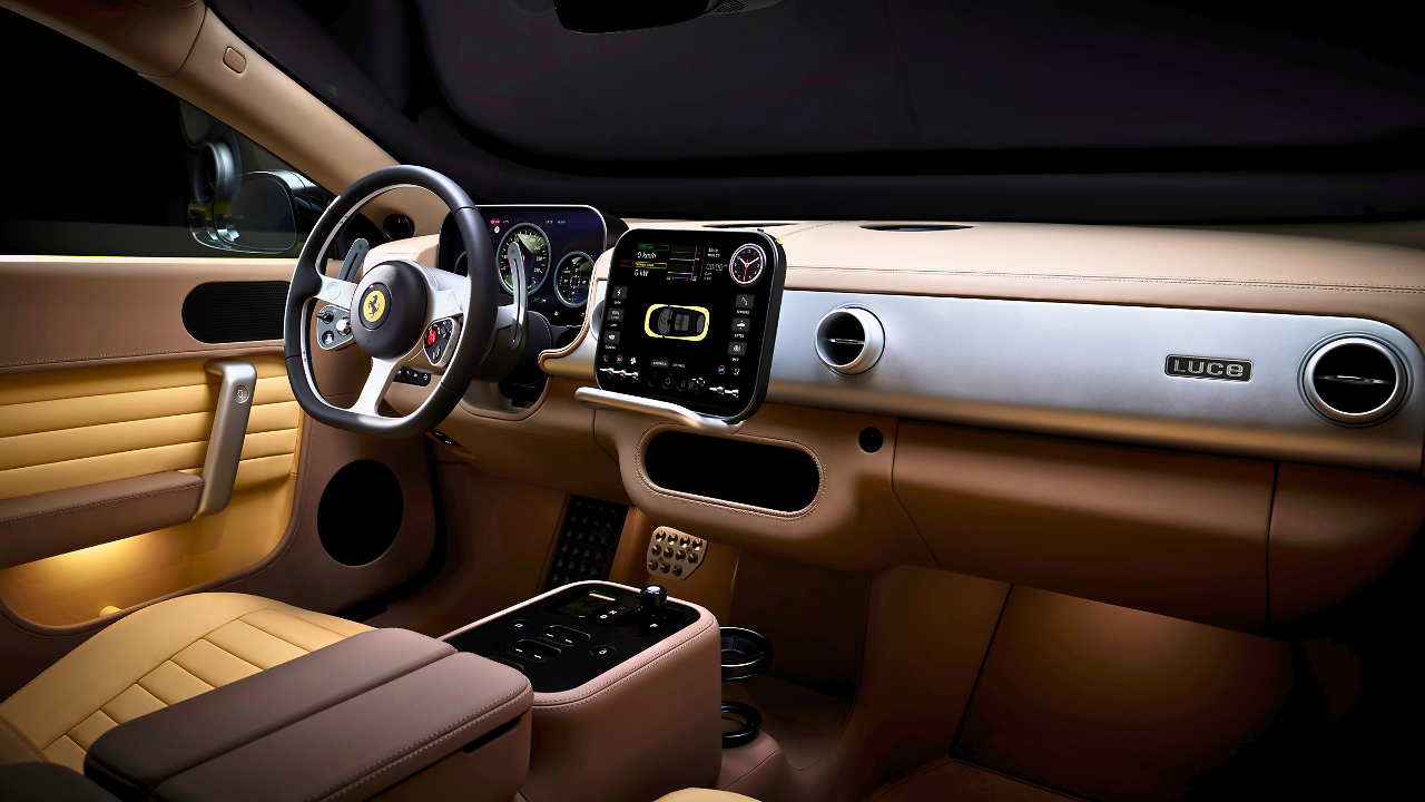 Ferrari Luce Interior